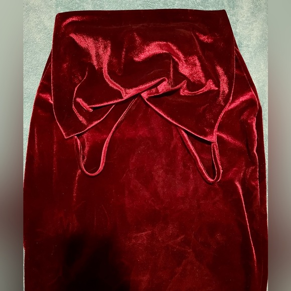 Burgundy Velvet Dress - Picture 4 of 5